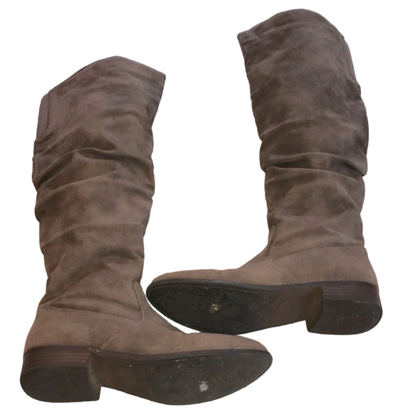 Slouchy Faux Suede Tall Boots in Taupe size 6 - Picture 4 of 9